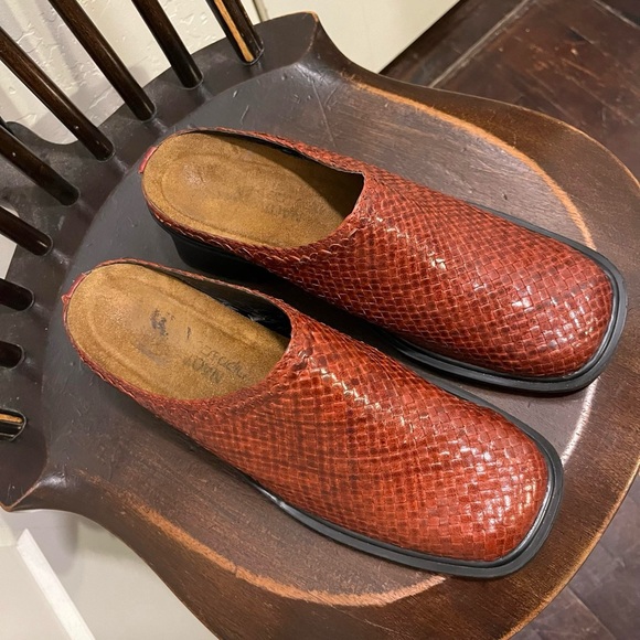 NAOT WOVEN RUST BROWN LEATHER SLIP ON COMFORT SIZE 40, US 9-9.5 - Picture 5 of 7